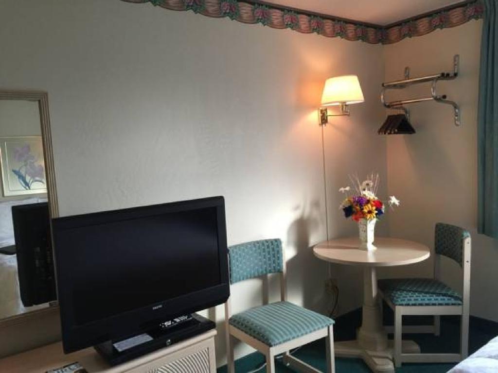 Americas Best Value Inn & Suites - Bluffton Εξωτερικό φωτογραφία