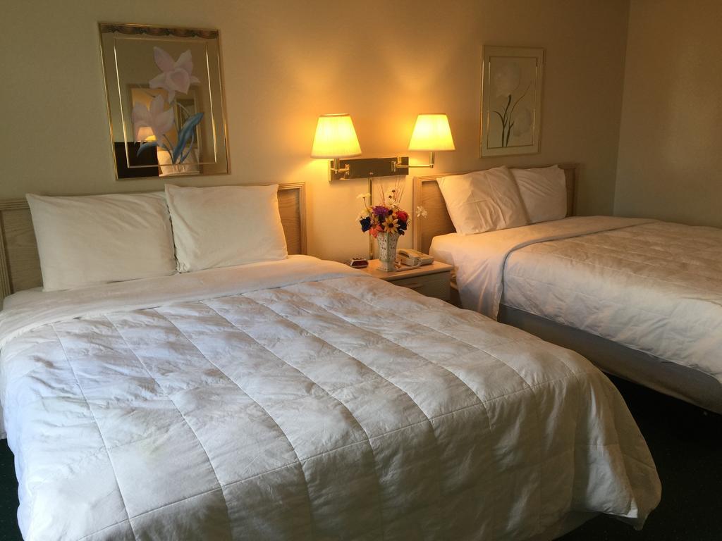 Americas Best Value Inn & Suites - Bluffton Δωμάτιο φωτογραφία