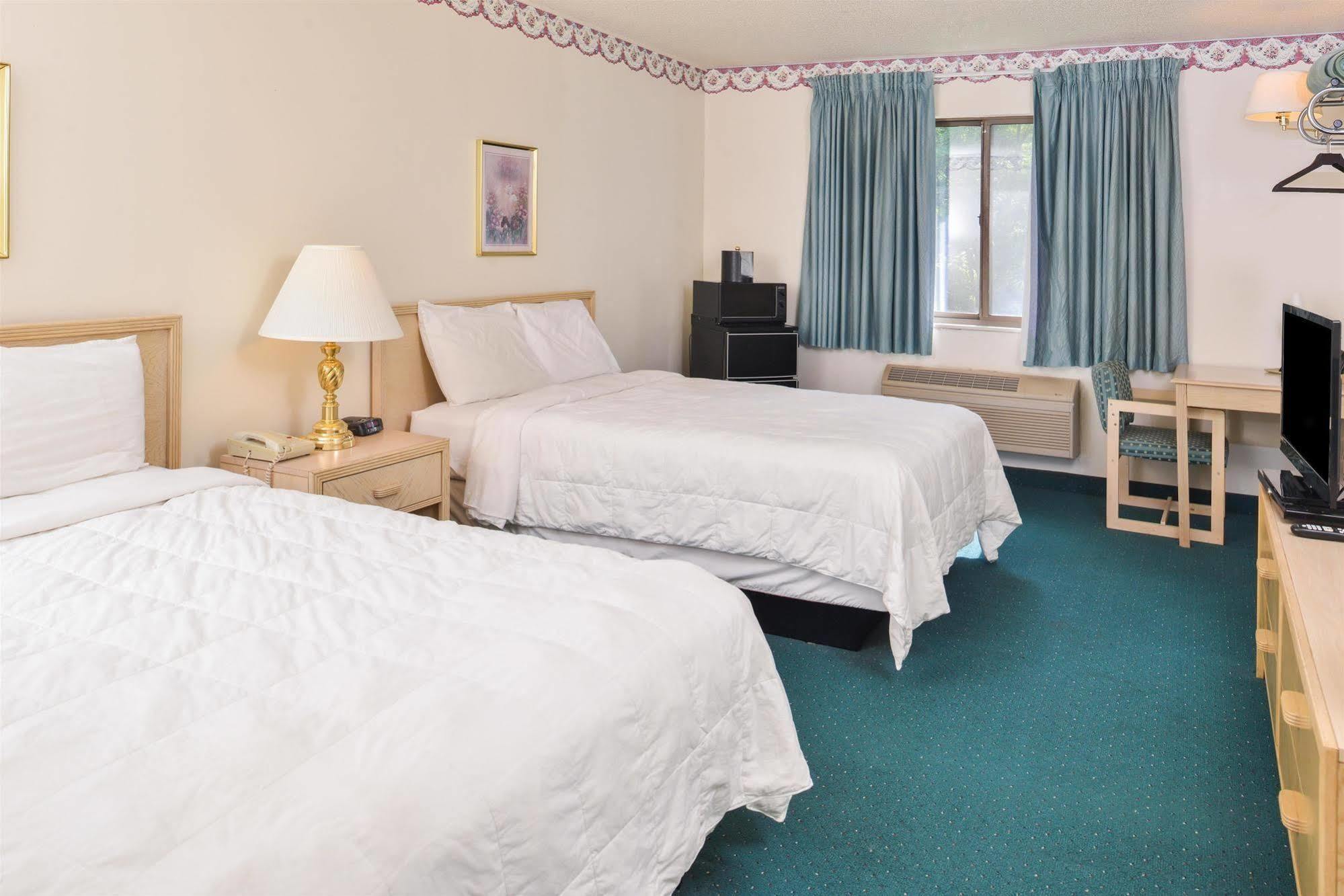 Americas Best Value Inn & Suites - Bluffton Εξωτερικό φωτογραφία