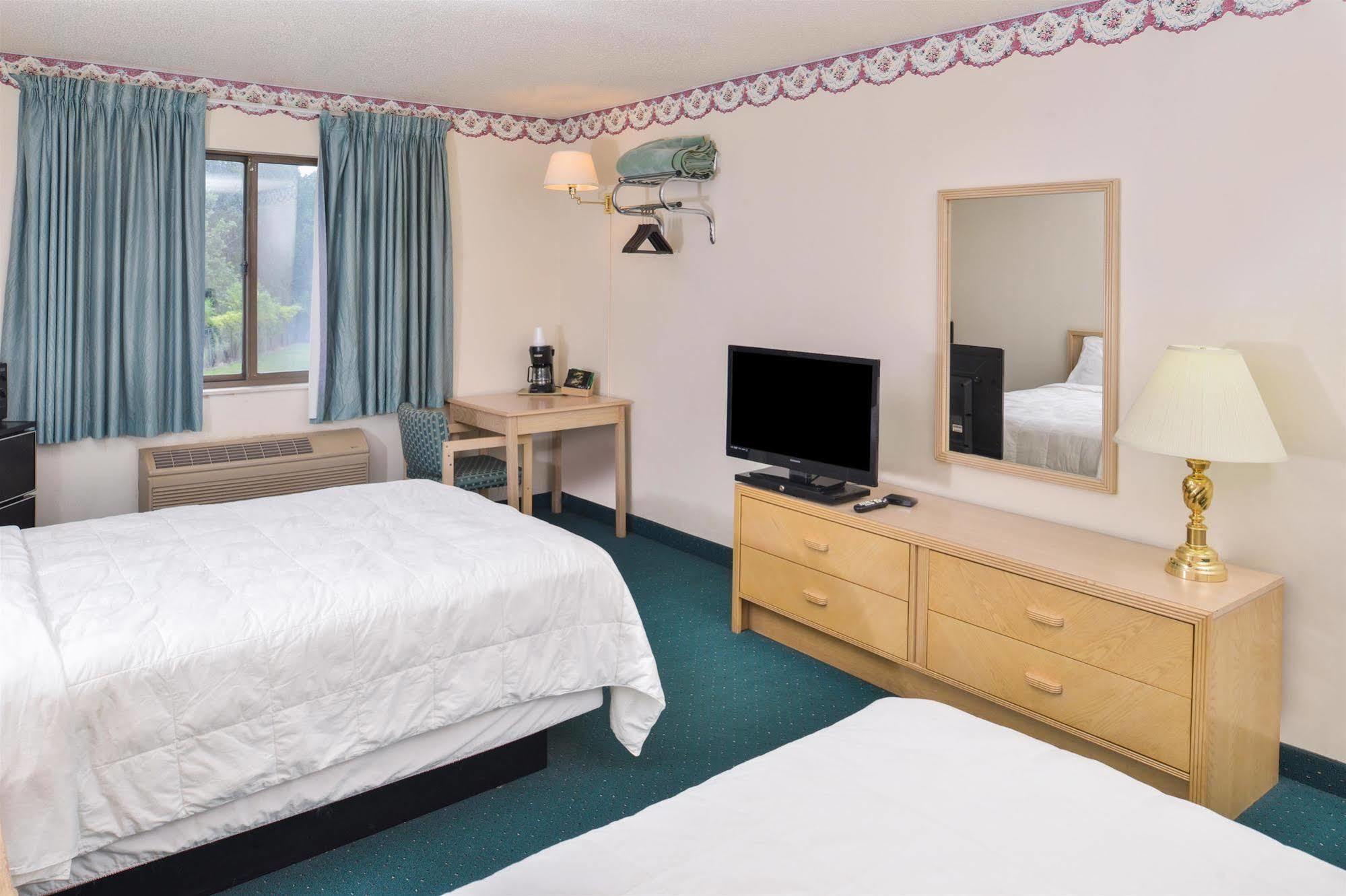 Americas Best Value Inn & Suites - Bluffton Εξωτερικό φωτογραφία