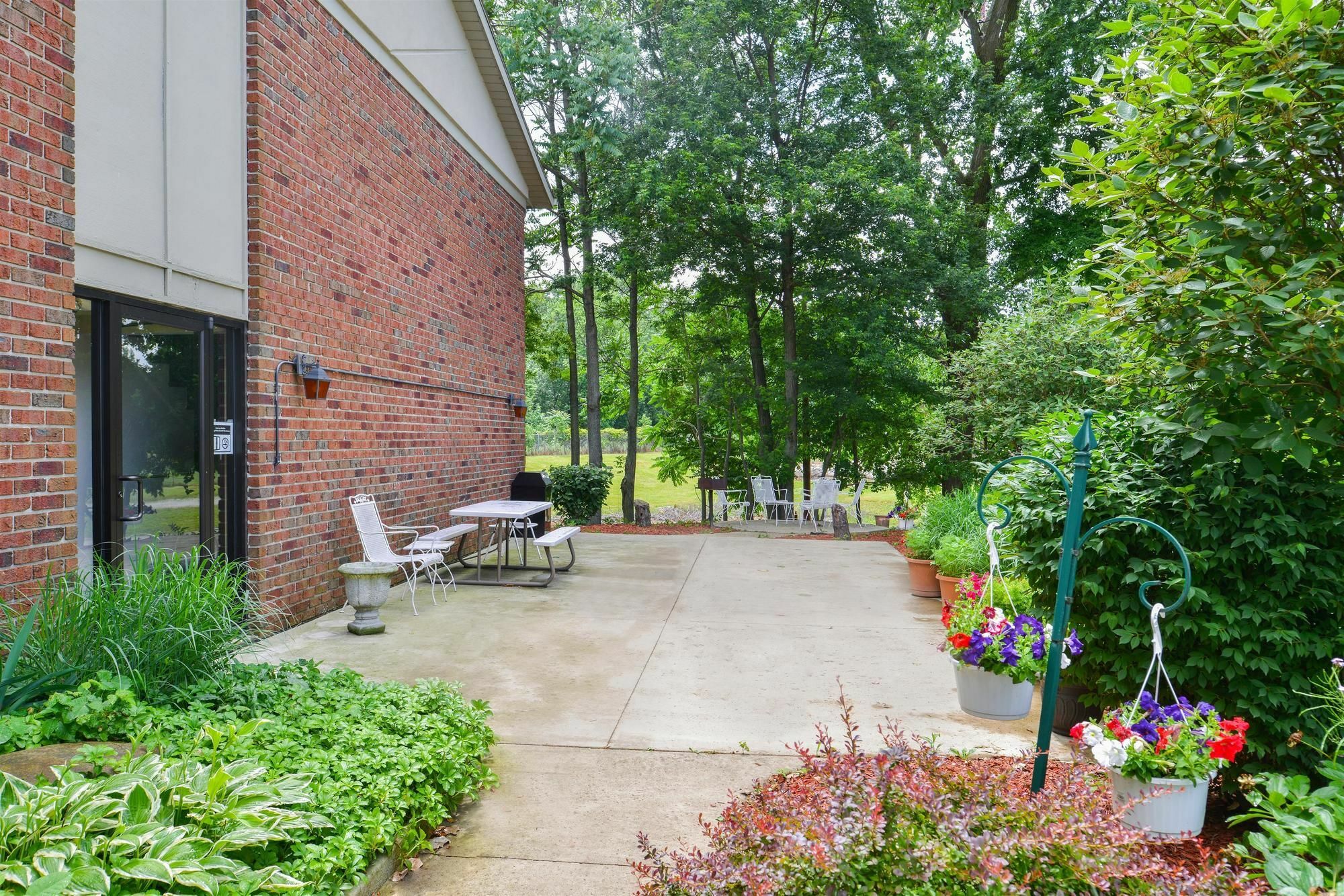 Americas Best Value Inn & Suites - Bluffton Εξωτερικό φωτογραφία